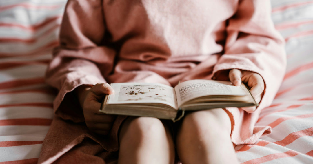 girl reading