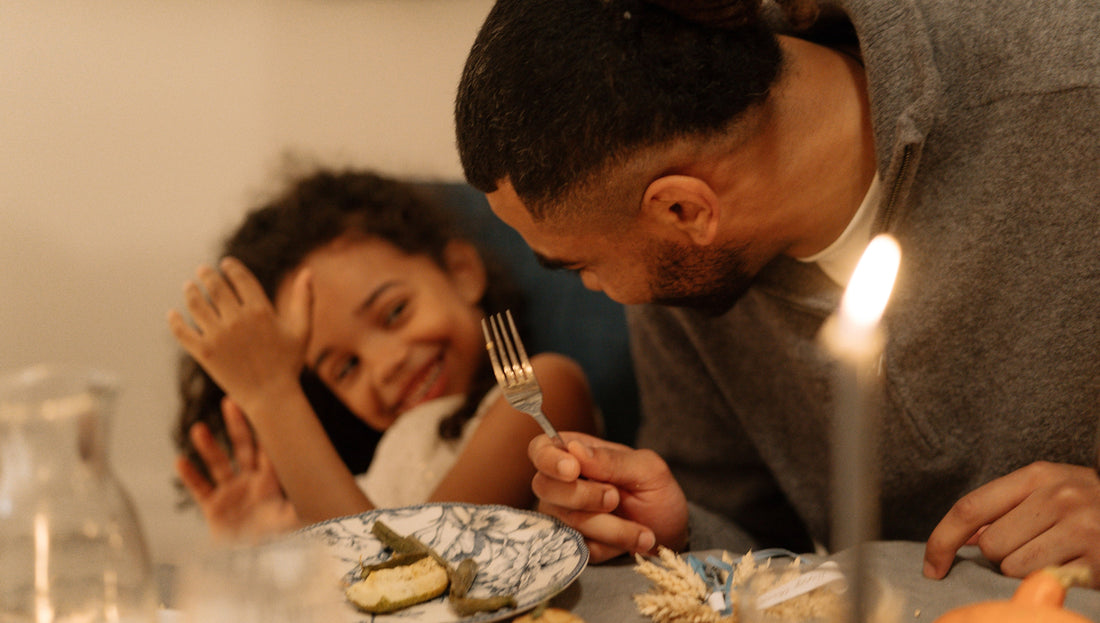 kids at thanksgiving