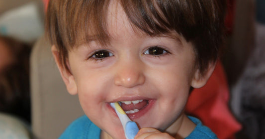 7 Clever Ways to Make Kids Brush Their Teeth
